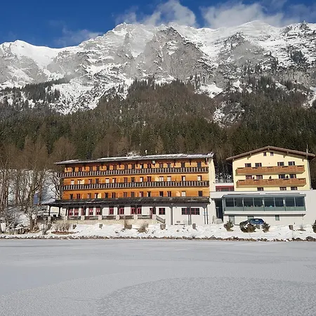 ゲストハウス Alpen Experience - Cvjm Aktivzentrum Hintersee, Jugendgaestehaus 3*